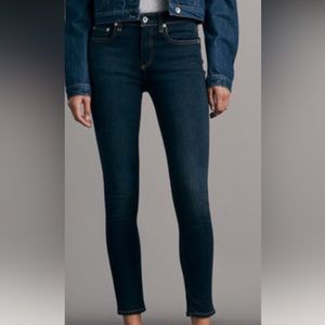 RAG and BONE leggings jeans, size 26.